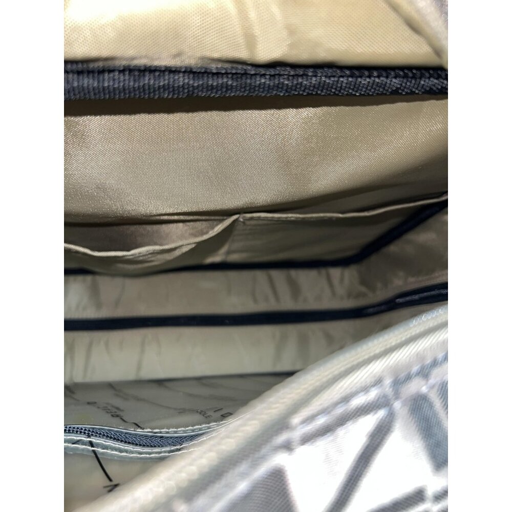 Kenneth Cole Reaction Beige 17" Under seat Rolling Carry On Laptop Bag Wheels - Picture 11 of 16